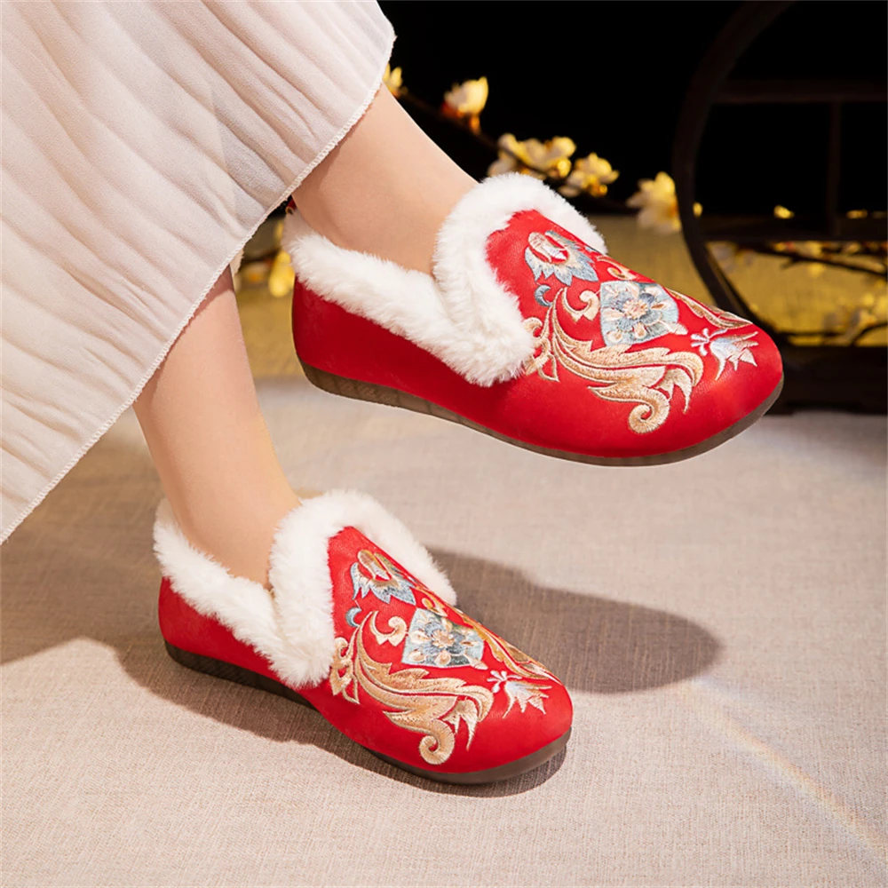 Autumn Winter Plus Velvet Thickened Flats Old Beijing Embroidered Cotton Shoes Women's Soft-soled Ethnic Style Warm Plush Shoes