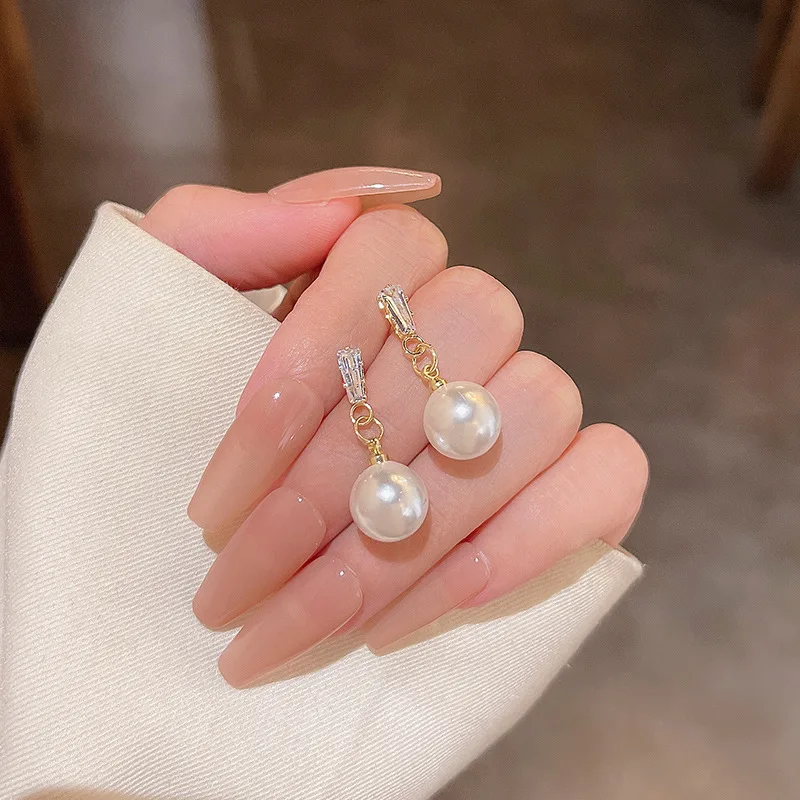 Korean Cubic Zirconia Simulated Pearl  Clip on Earrings Non Pierced Baroque Pearl Ear Clips for Women Jewelry Wholesale