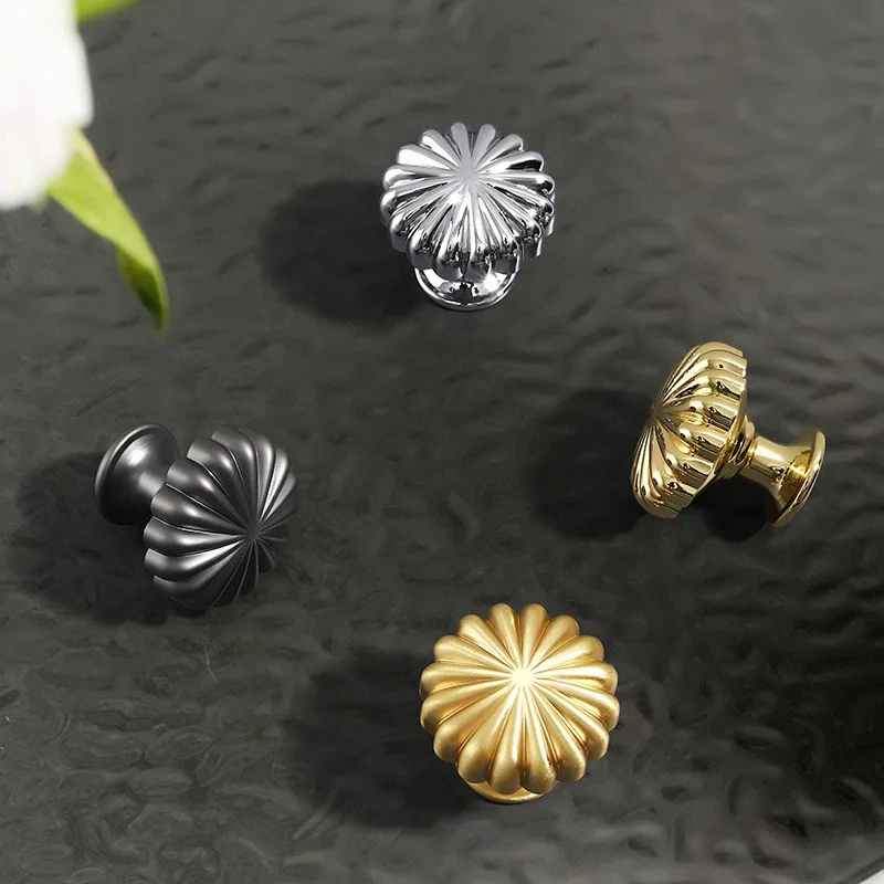 Nordic simple gold pumpkin handle European cabinet wardrobe door drawer black round small handle furniture hardware