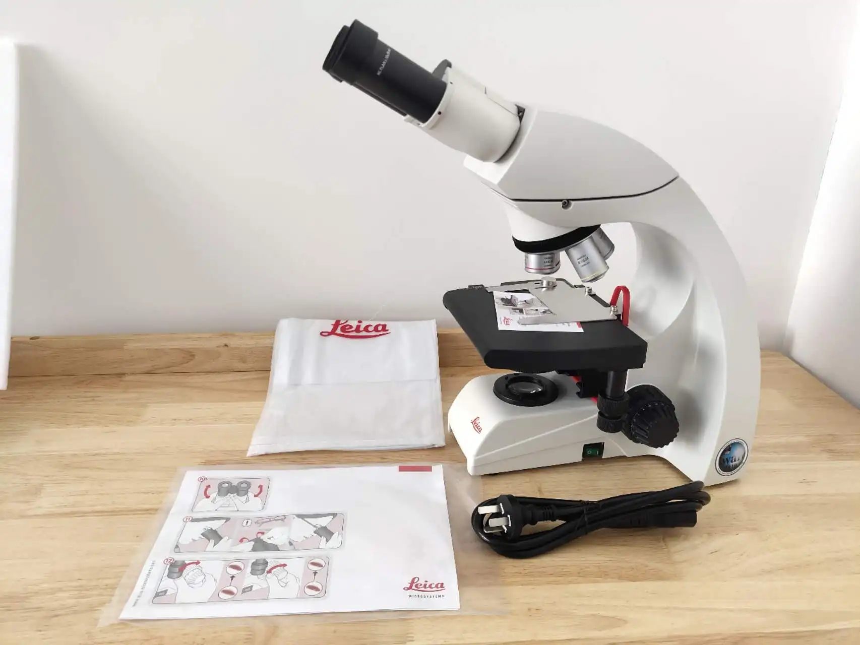 Biology Microscope Leica DM500/750 Binocular Triocular Contrast Fluorescence Video Biological Microscope 4X-100X