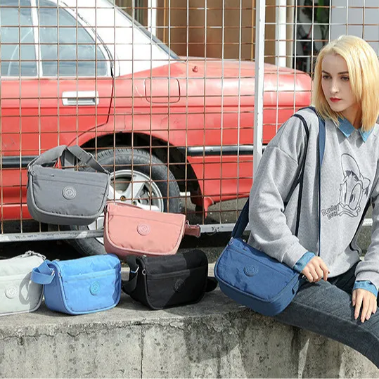 

Fashionable Women's Shoulder Bag - Stylish Crossbody Nylon Bag, Water-Resistant, Lightweight & Versatile for Casual Use
