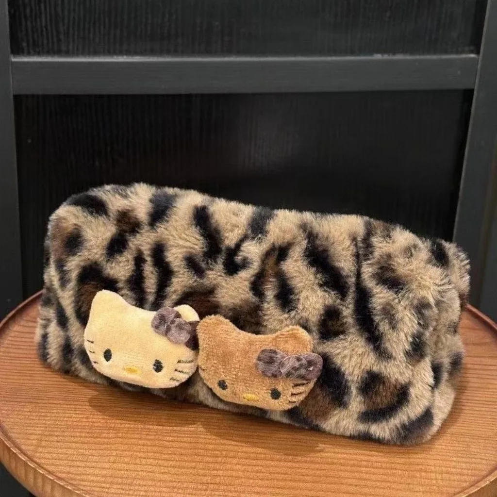 Bolsa de cosméticos de felpa con estampado de leopardo de Hello Kitty, bolsa de aseo de mano de viaje para mujer, bolsa de almacenamiento de gran capacidad, bolsas para lápices