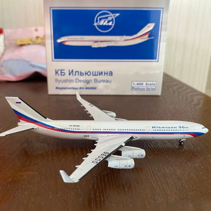 Diecast Metal Alloy Model 1/400 Scale PH11892 Ilyushin Il-96-400 RA-96000 Aircraft Airplane Model Toy For Collection