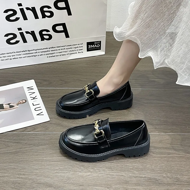 2024 scarpe femminili moda donna Mary Janes punta tonda appartamenti mocassini piattaforma Oxfords Casual fibbia a catena in metallo tacchi da donna