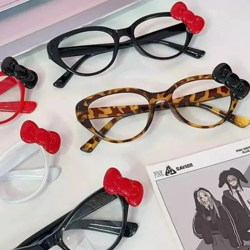 Y2K القوس الأحمر البيضاوي نظارات الأحمر ليوبارد طباعة إطار نظارات زجاجية ديكور الكمبيوتر مكافحة النظارات الزرقاء مع القيادة على شاطئ البحر