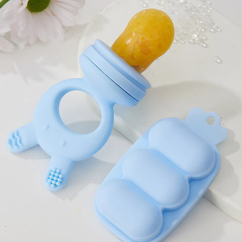 grignoteuse-bebe-serinte-pendant-repas