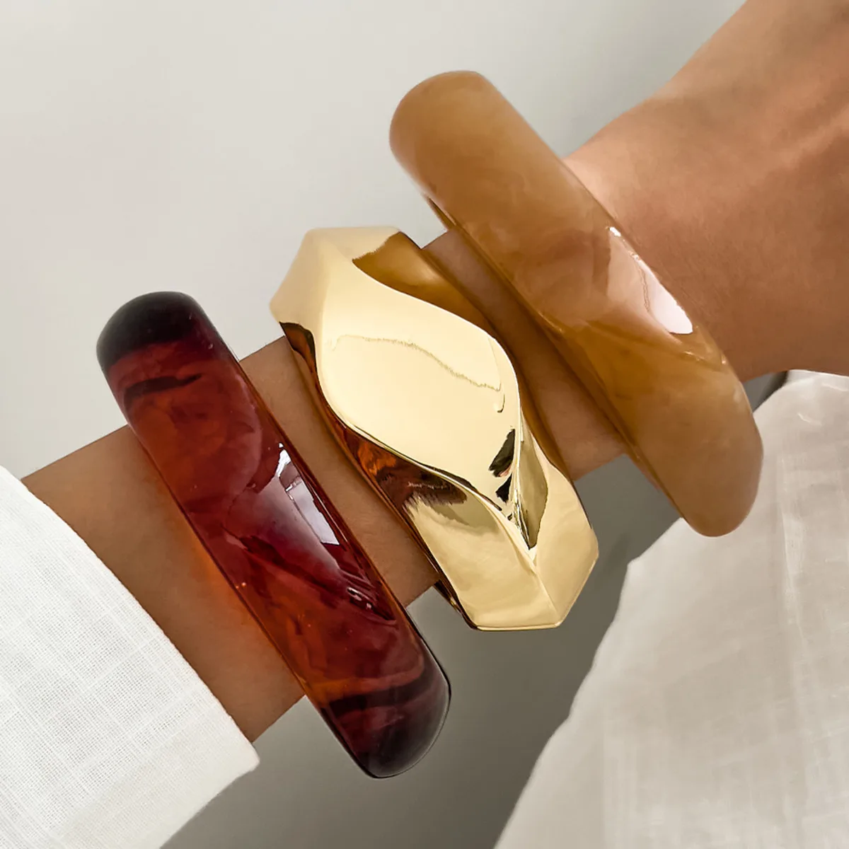 

3 Styles Vintage Irregular Wide Resin Bangles for Women Trendy Creative Stacking Chunky Bracelets Jewelry Accessories