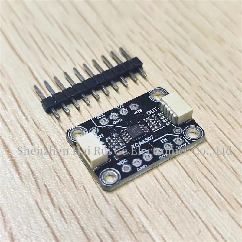 TCA4307 Hot-Swappable I2C Buffer Modul Hot-Swappable I2C Buffer Module Compatible with Stemma QT/Qwiic, Header Pins Not Soldered