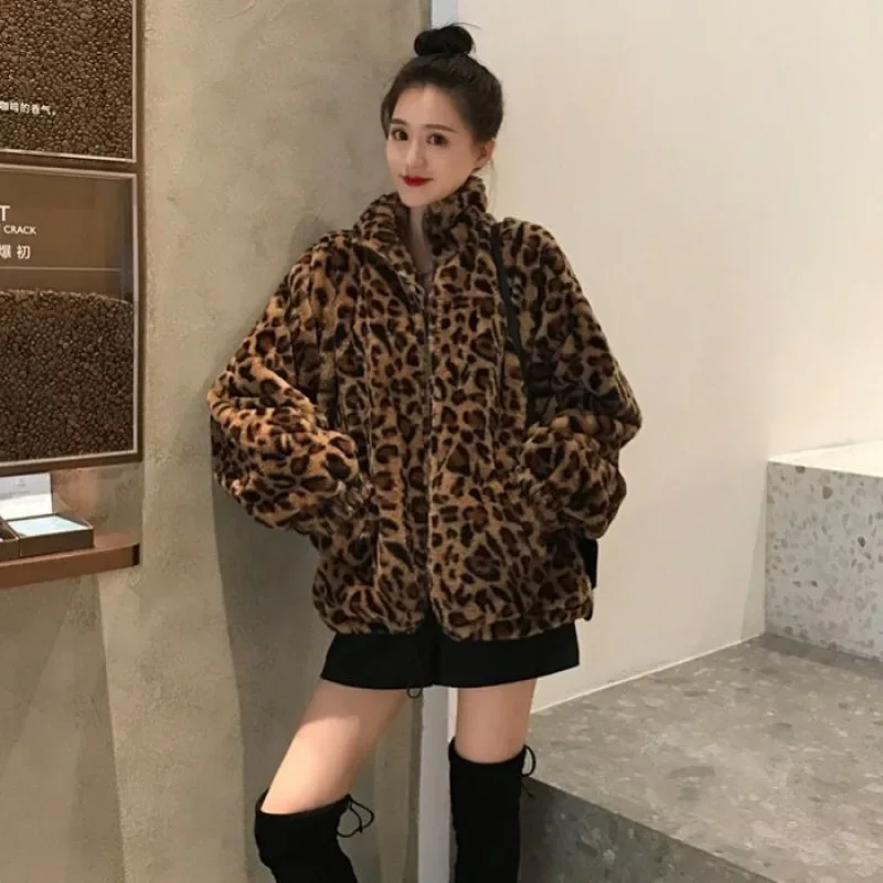 Winter Leopard Print Jacket Women's Stand collar Warm Parkas Outwear 2023 New Autumn Winter Korean Female Loose Faux Fur Coats