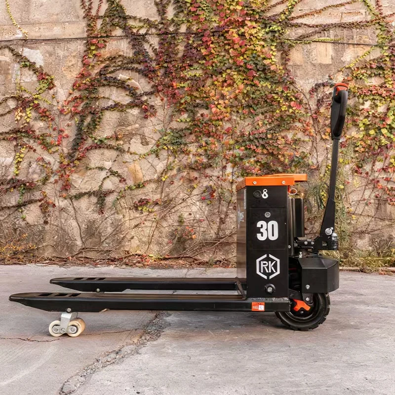 Carrello Elevatore Elettrico F - Electric Forklift recensione e prezzo