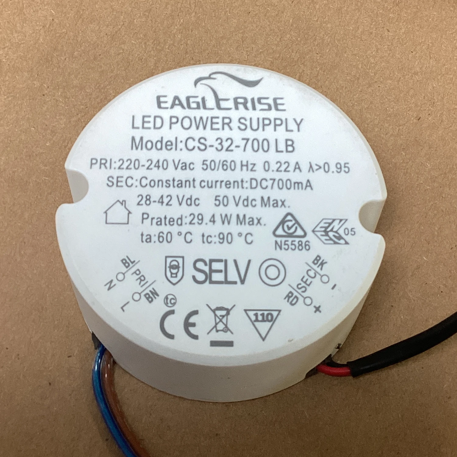 Eaglerise 30W 700mA Round LED Driver No Flicker-Quiet Operation Constatant Current  LED Transformer for Suface Mount Lights