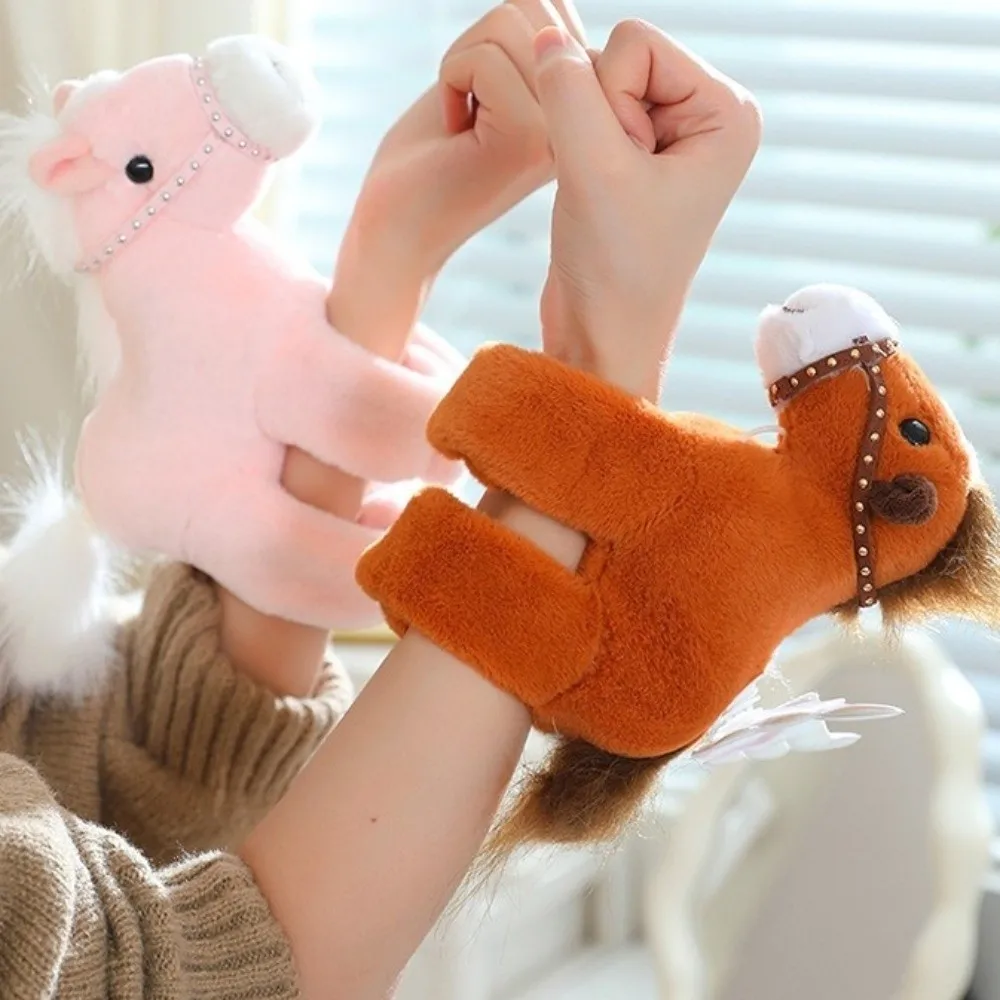 

Simulation Horse Plush Wrist Band Soft Novelty Pony Slap Bracelet Spinning Tail Cartoon Horse Plush Toy Decorative Use