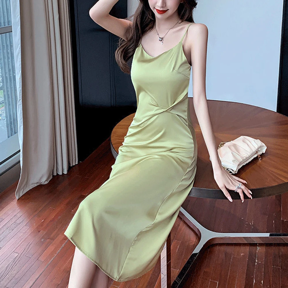 

Satin Effect Party Dress For Women Elegant Swinging Collar Sexy Strap Sleeveless Ladies Dress Solid Color Dress One-Piece Slip