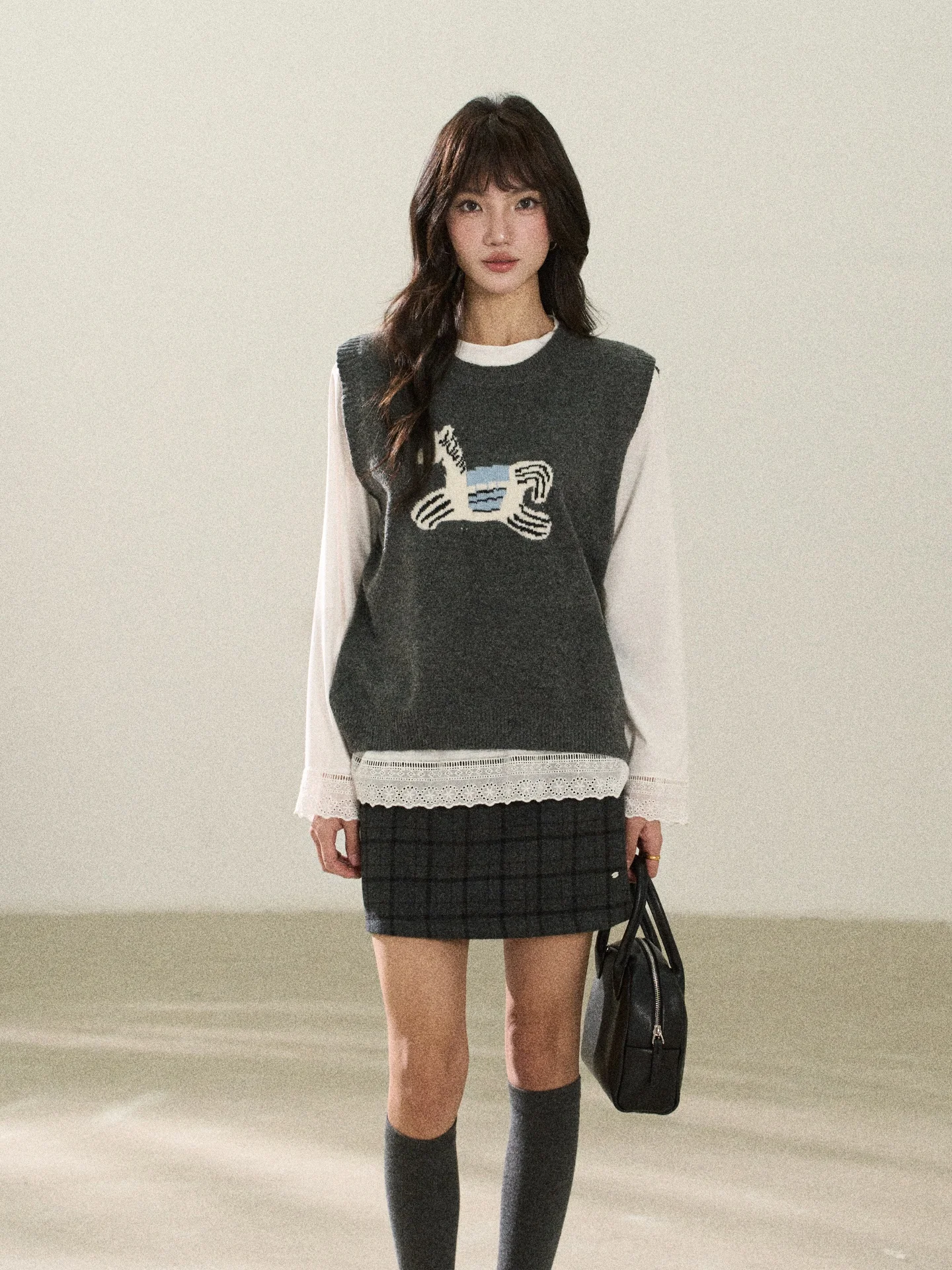 

Flower7 White Knitted Sweater And Vest Set with Doodle Dog Pattern Korean Sle Long Sve round Ne Women's Spring Faion