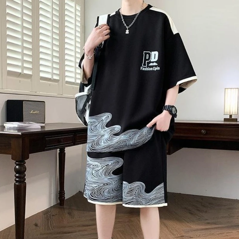 

Design Sense Men Summer Casual Sports Ice Silk Short Sleeve Shorts Set Teen Handsome Outfit