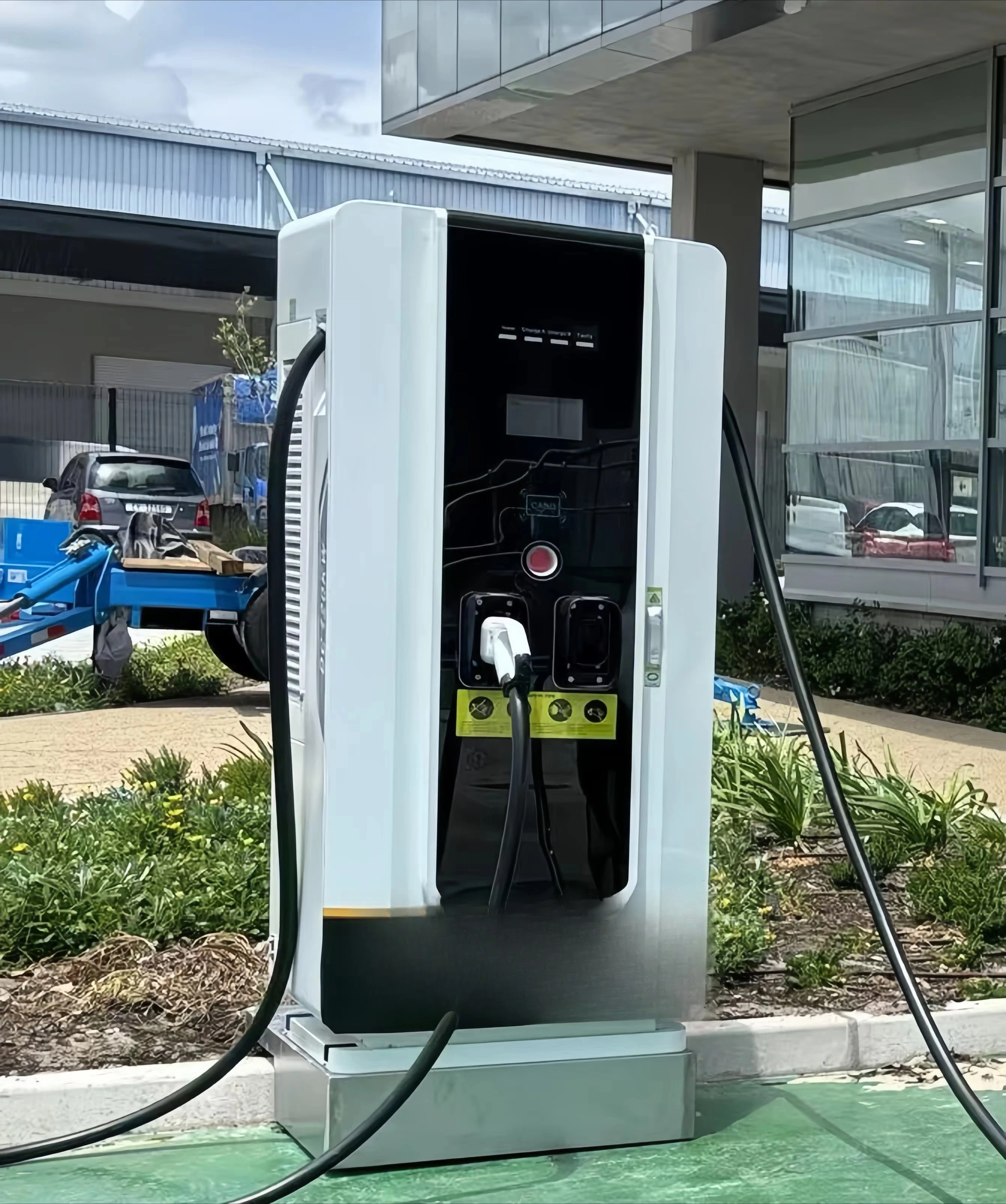New 120kW  Charger Floor Standing 1.6J   Code Multi-Language IP54CE Charging Station