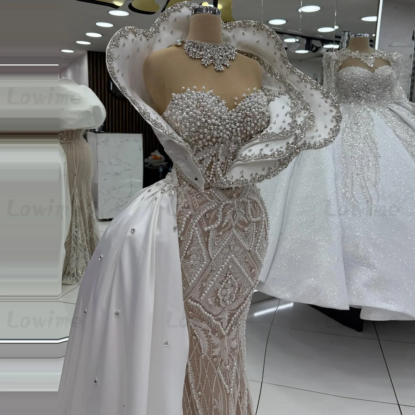 

Изысканные атласные вечерние платья с жемчугом и бисером в арабском стиле 2026, индивидуальный пошив, сияющие кристаллы, силуэт «русалка», для выпускного вечера и торжественных мероприятий