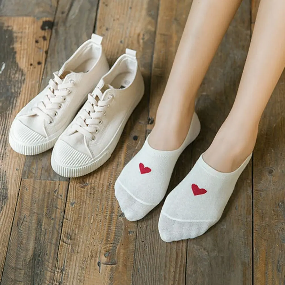 

5Pairs Sweat Absorption Love Heart Boat Socks Low Cut Sweet Short Tube Socks Anti Slip Female Hosiery Invisible Socks Daily