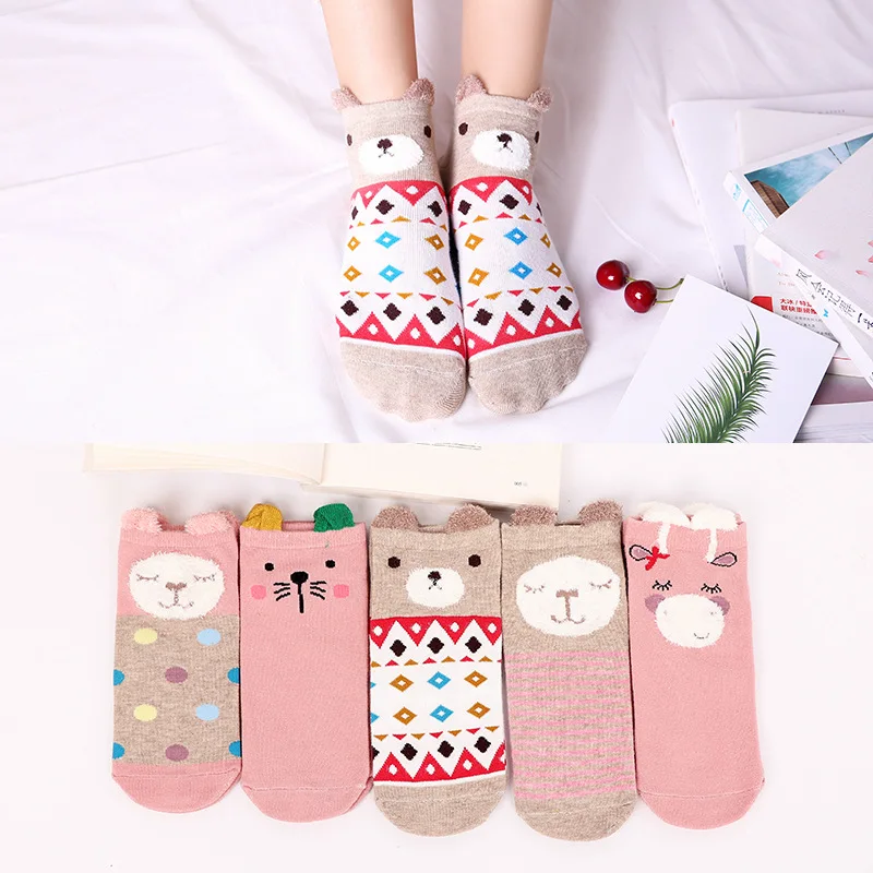 5 pairs von frühling und sommer heißer damen cartoon boot socken baumwolle socken mode alle-spiel cartoon kleine tier muster