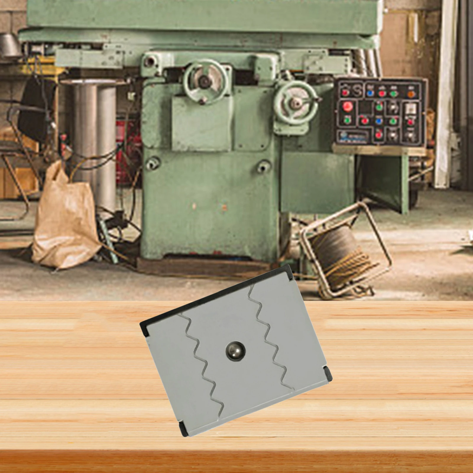 

Conveyance Chain Pad for Edge Banding Machine Conveyor Systems in Woodworking Machinery 80x63x18mm Rubber Nylon Design