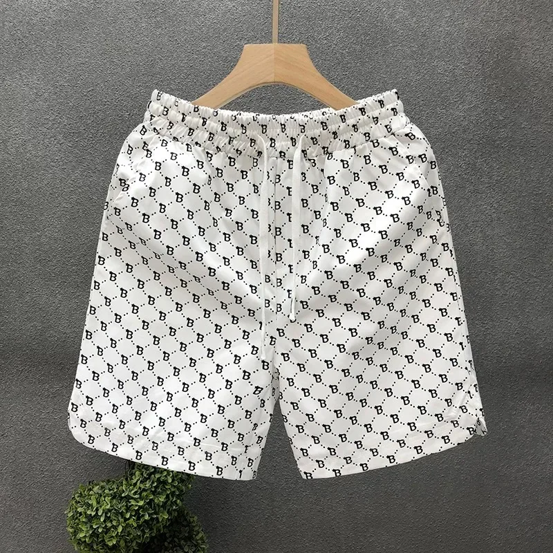 شورت صيفي جديد مع شورت مطبوع ثلاثي الأبعاد بنمط حروف، شورت هيب هوب للشارع، شورت فضفاض سريع الجفاف يسمح بمرور الهواء