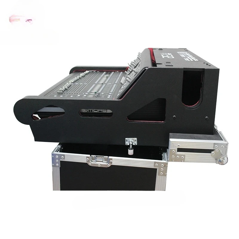 Flight Case Idraulico Ribaltabile Ignifugo per Mixer Midas M32