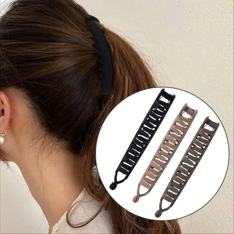 Large 5 Inch Non-Slip Banana Barrette Durable Hair Clip for Women Versatile Styling for Thin to Thick Long Hair 1 Piece