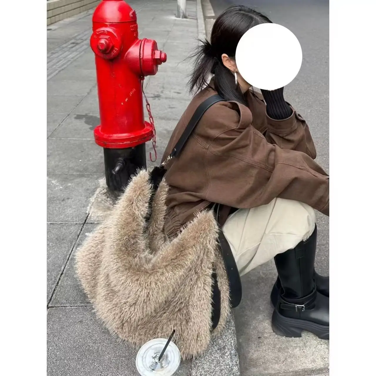 

Women's Fashion Commuter Large Capacity New Plush Tote Bags Korean Versatile Single Shoulder Cross Bag
