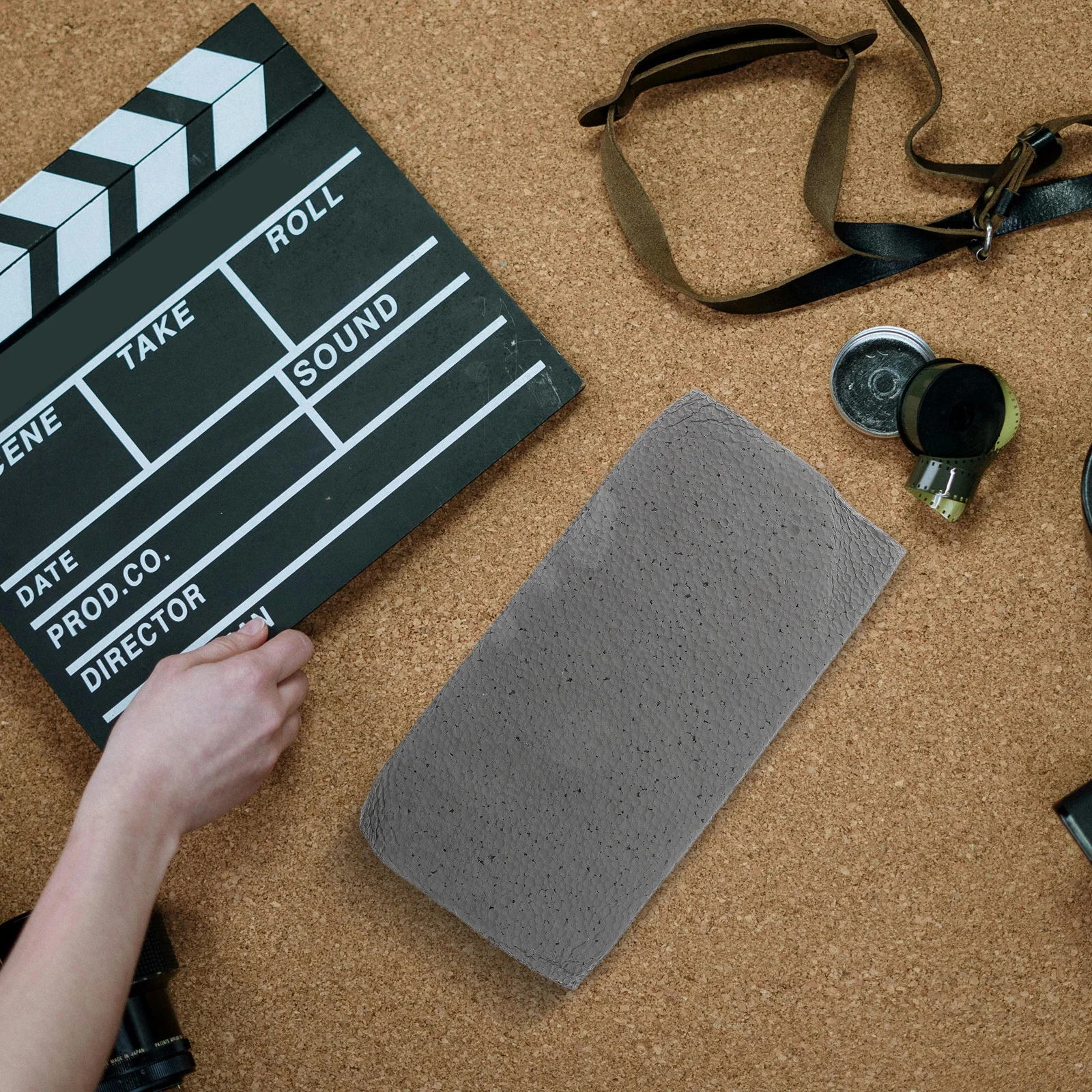 

Lifelike Foam Brick Realistic Breakable For Tricks Street Performance Comedy Gimmick Prop Kids Adults Construction