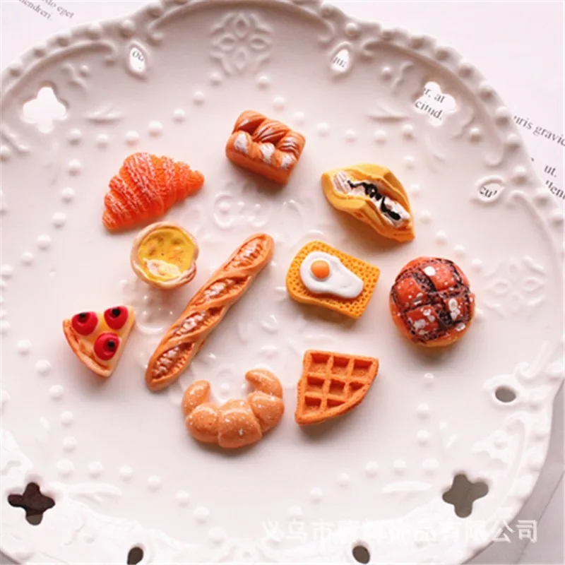 10 Uds. De juguetes de comida, accesorios hechos a mano DIY, pan simulado, tartas de huevo, baguettes, adornos de resina