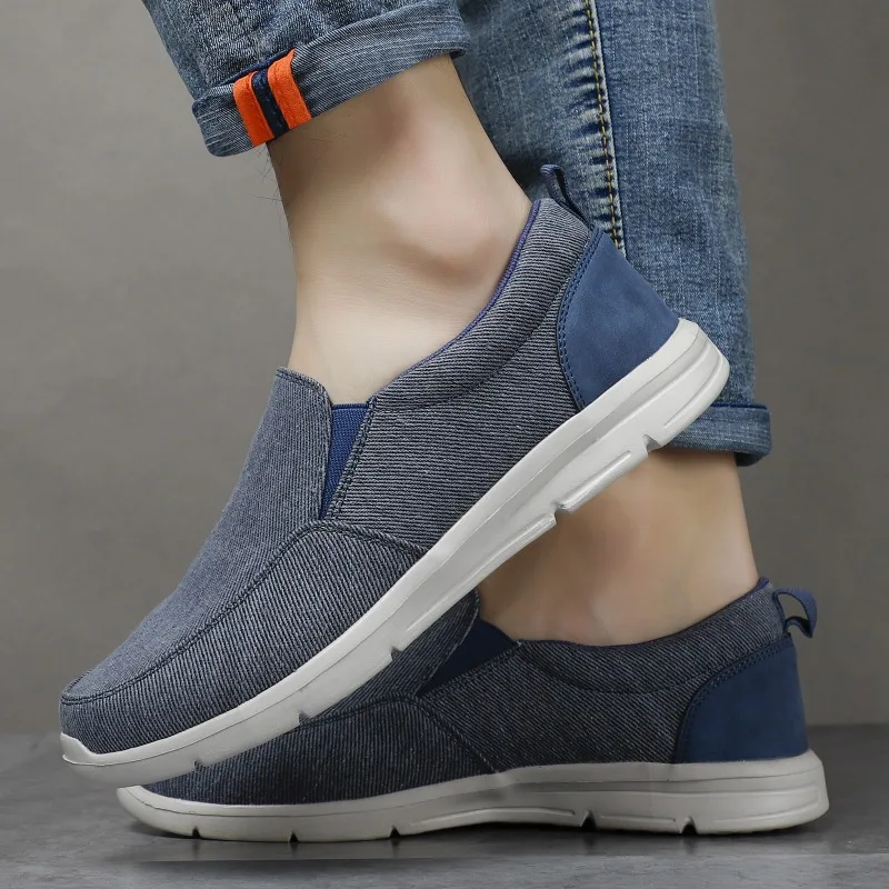 Men Casual Canvas Shoes Breathable Comfortable Outdoor Slip on Walking Sneakers Mens Loafers Driving Shoes Size39-46Flats Male