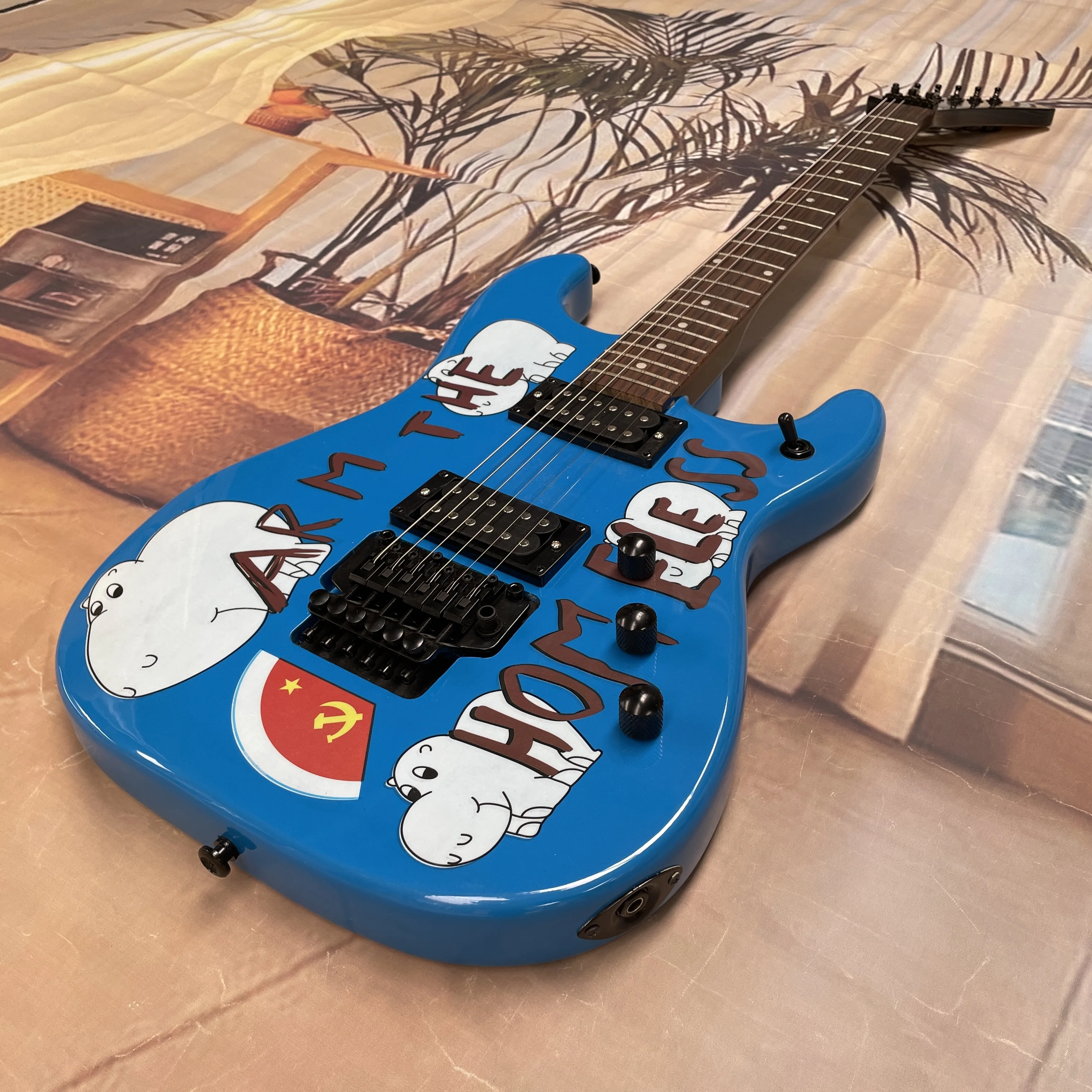 Mavi arka planlı çizgi film de - Electric Guitar Beginner incelemesi ve fiyatı