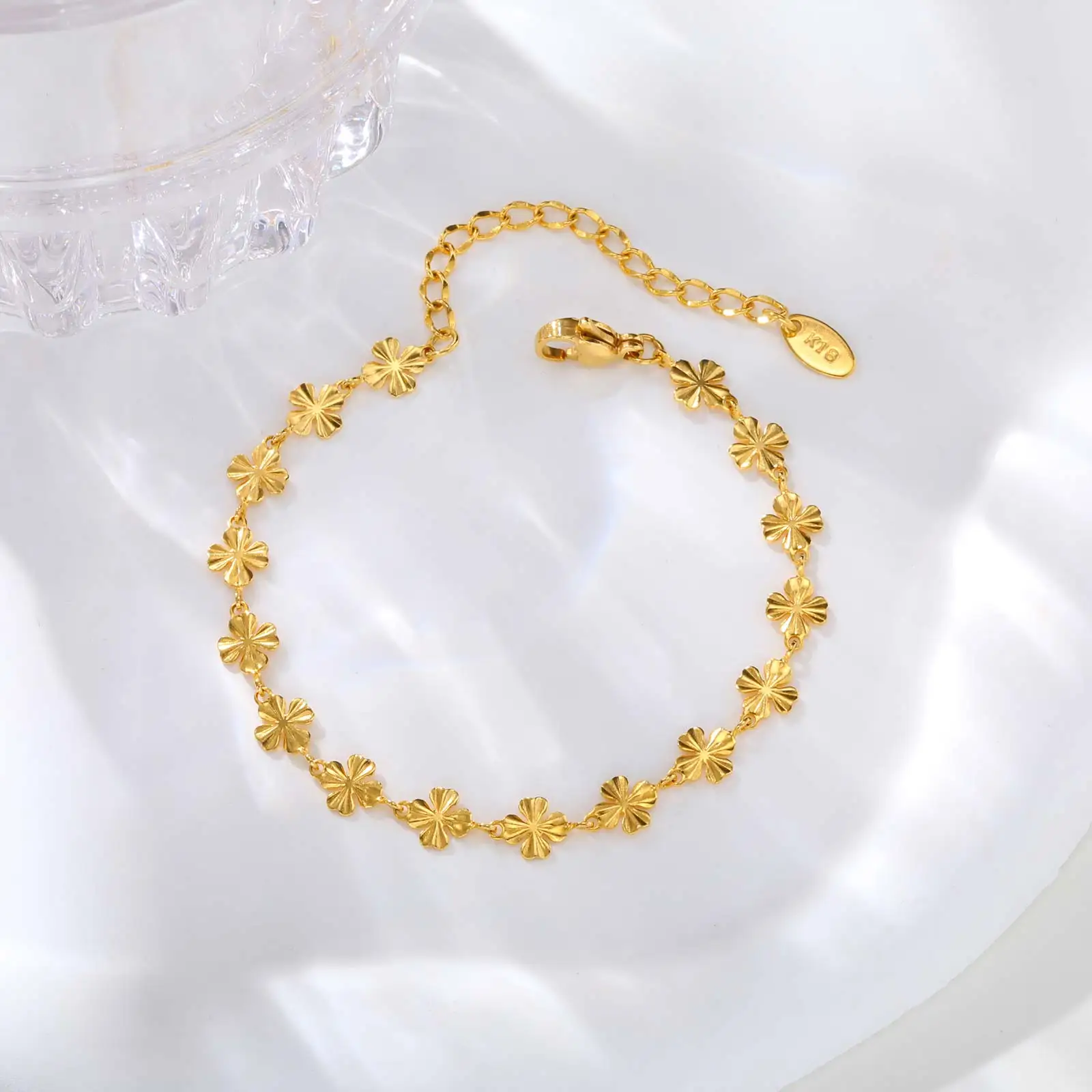 Elegant Four Leaf C… - image