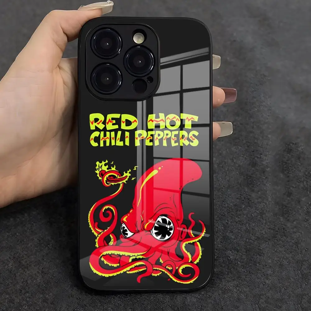 حافظة هاتف ريد هوت تشيلي بي بيبرز باند لهاتف آيفون 17 إير 16 إي برو ماكس 15 14 13 ميني 12 برو 11 ماكس بلس غطاء زجاجي أسود