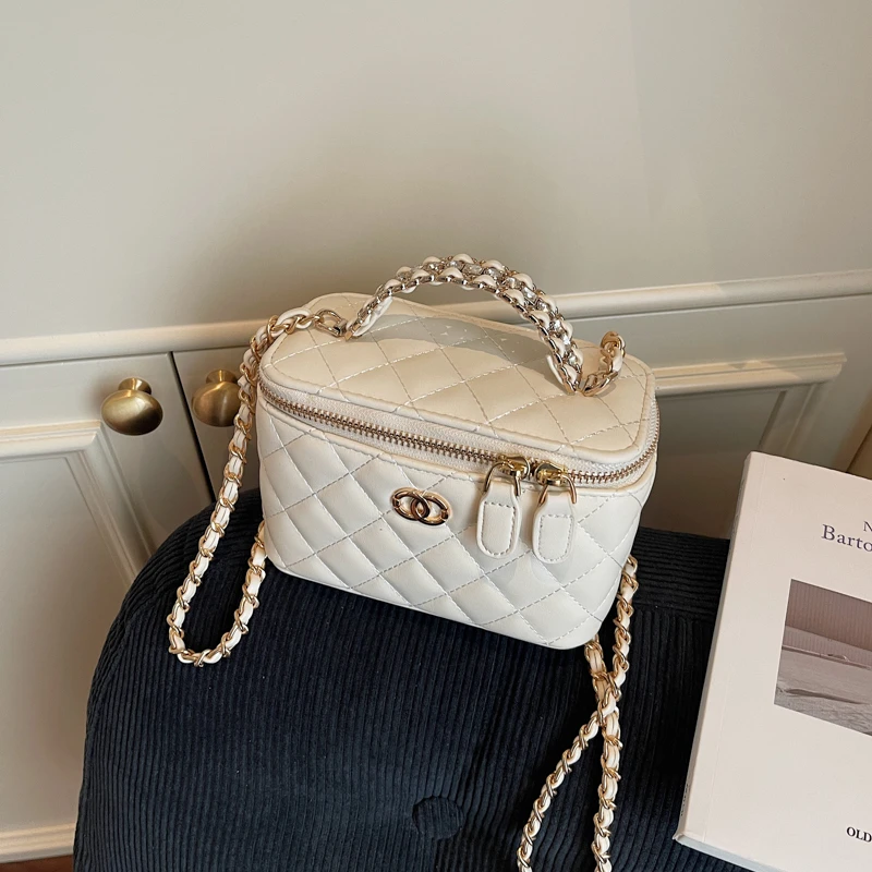 

Women's Leather Luxury Designer Bag Elegant Shoulder Crossbody Handbag Classic Fashion Tote For Modern Lifestyle