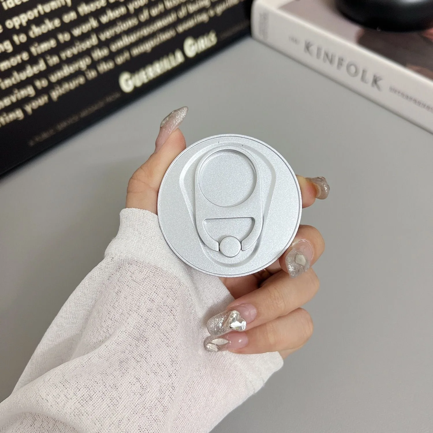 For Magsafe Magnetic Zip Top Can 1Pcs Strong Suction Rotating 360 Wall Stickers Everywhere Folding Ring Phone Holder Alloy Porta