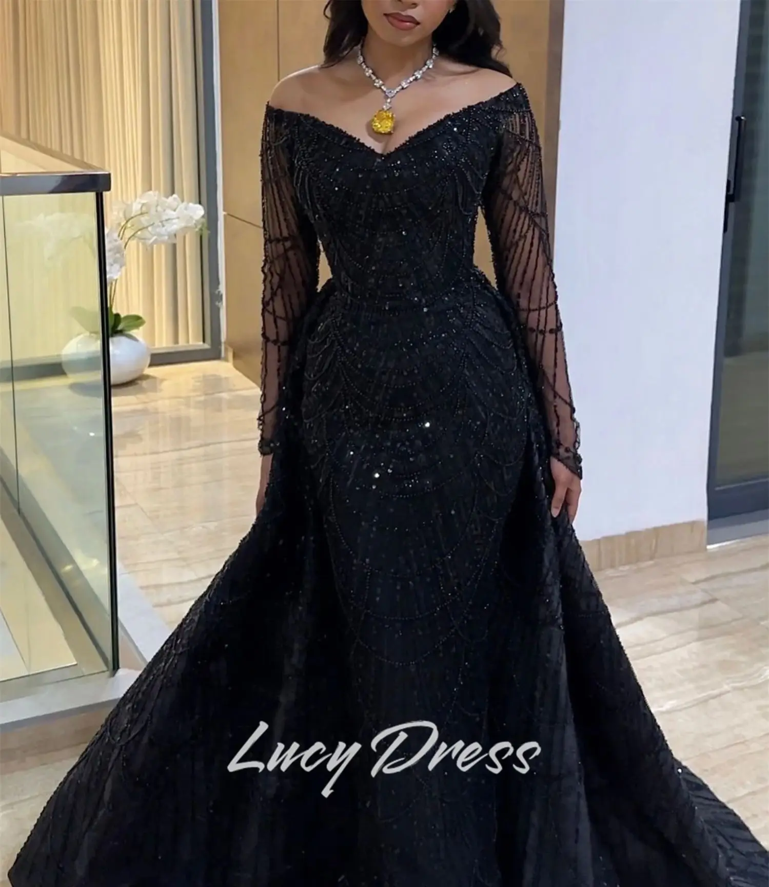 فساتين سهرة فاخرة مخصصة من لوسي 2025 فستان حفلات نسائي مناسبة خاصة فستان من القماش اللامع فساتين لحضور الحفلات الموسيقية