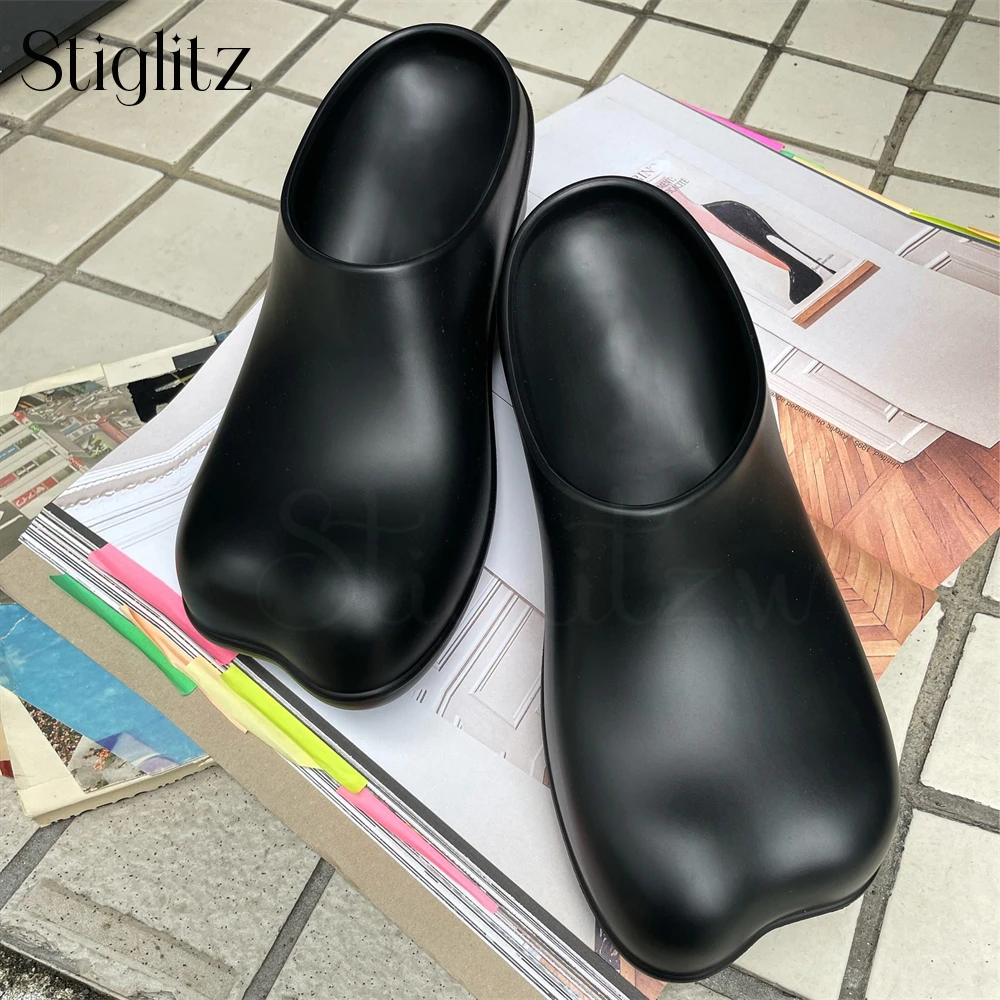 

Novelty Toe Rubber Clogs Cylindrical Heel Slip-On Slippers Designer Style Comfortable Mules Daily Footwear Concise Luxury Clogs