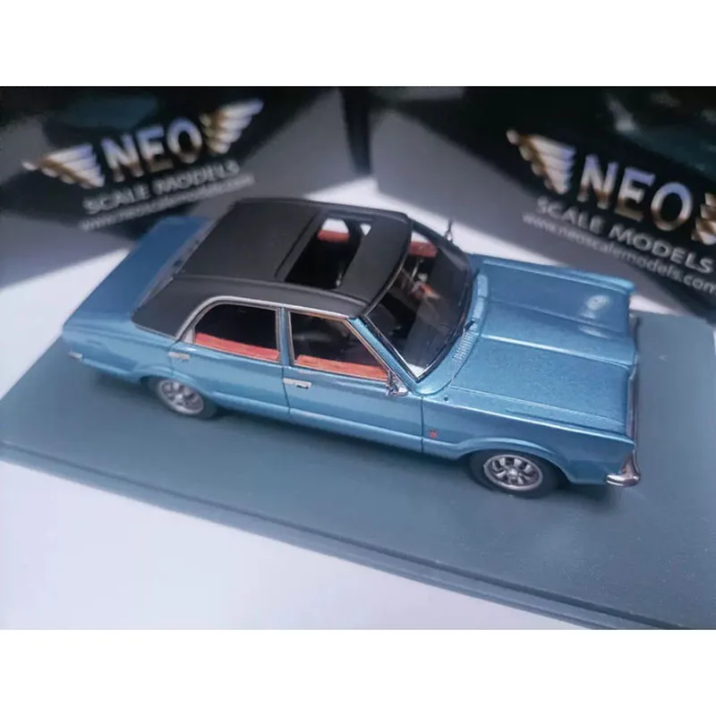 NEO 1: 43 Scale Ford Taunus GXL 1973 Rasin Car Model Ornament