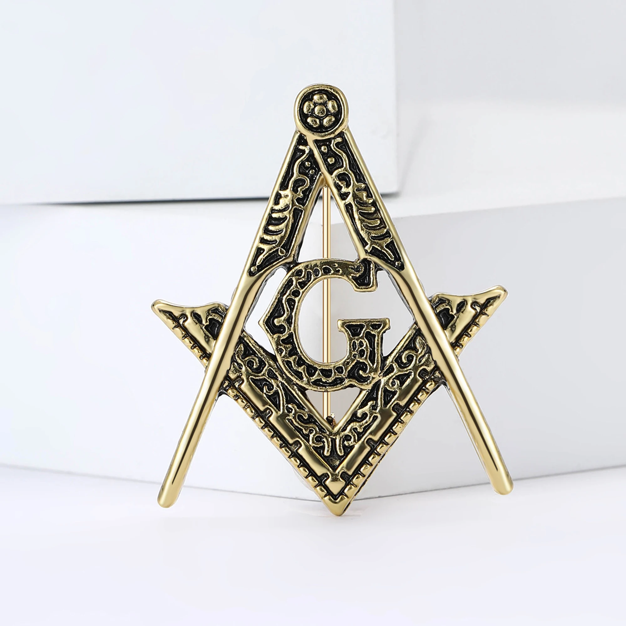 Fashion Enamel Masonic Badge Brooch for Women Unisex Religious Lettering Pin Event Party Backpack Decoration Clothes Accessories