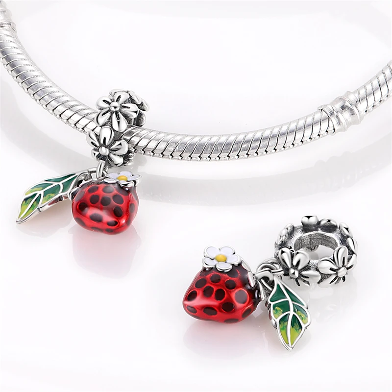 2024 Hot Sale Exquisite And Cute Fruit Strawberry Charm Beads Fits Pandach Bracelet For Women Silver Pendant Beads Jewelry Gift