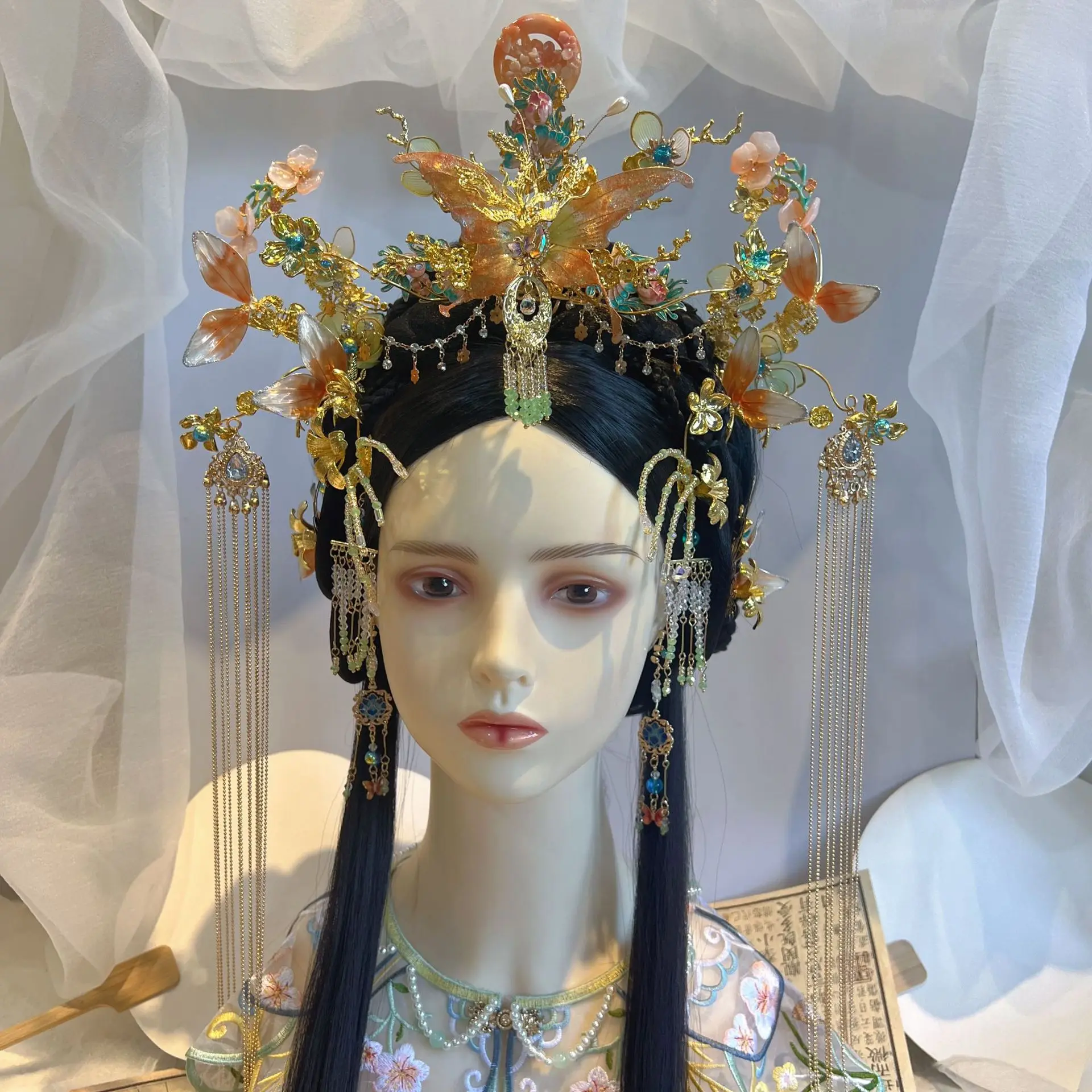 

Китайская одежда Kweichow Moutai Dunhuang Экзотические аксессуары для волос Tuinga Light Роскошный архаистский головной убор Hanfu Полный комплект