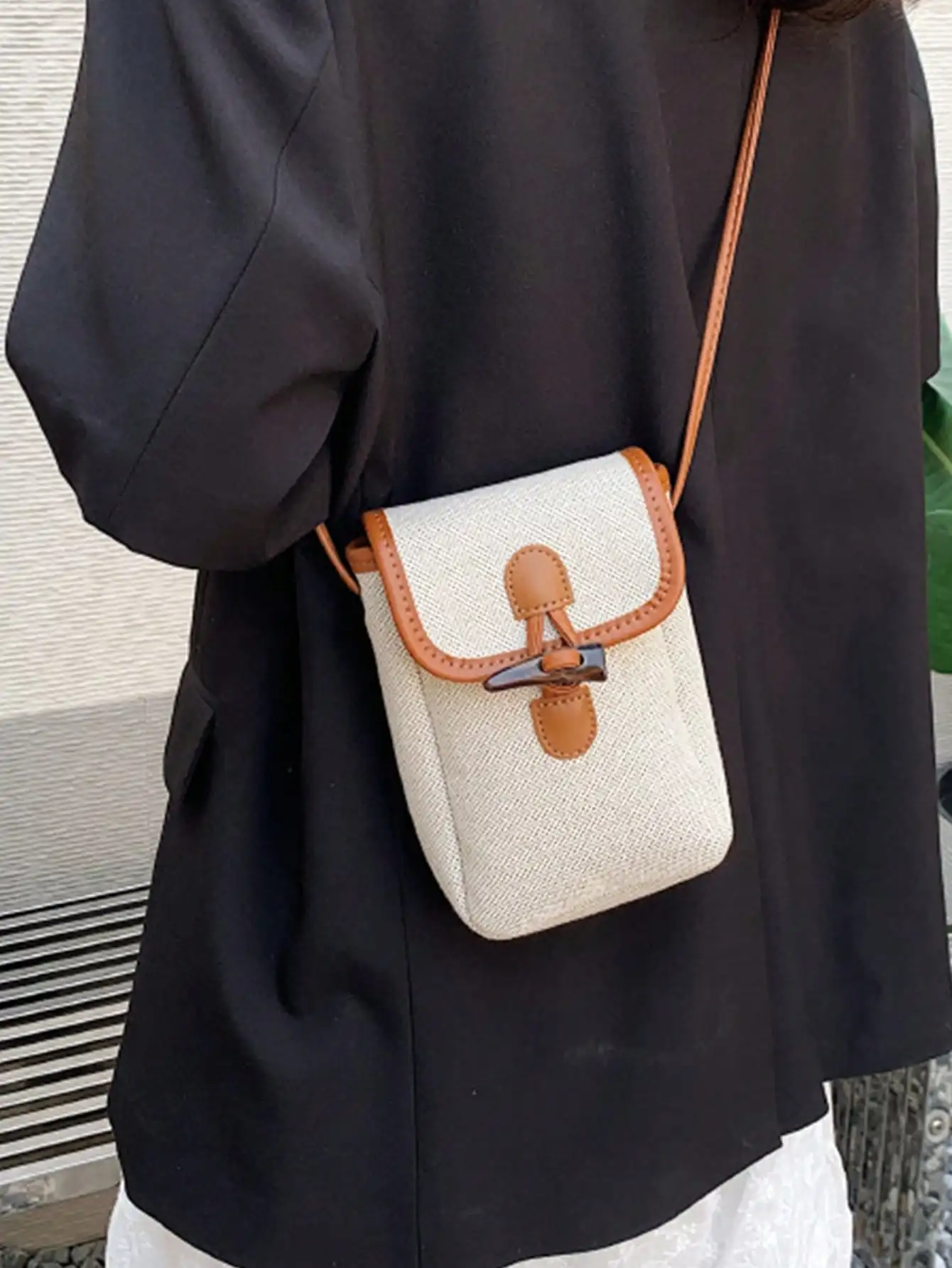 

MOBILE Bag Women's Bag 2023 Summer New Korean Fashion Girl Crossbody Shoulder Bag Versatile Portable Canvas Mobile Bag