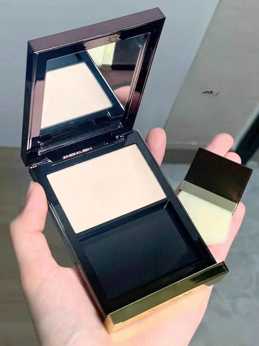 Face Powder Pressed… - image