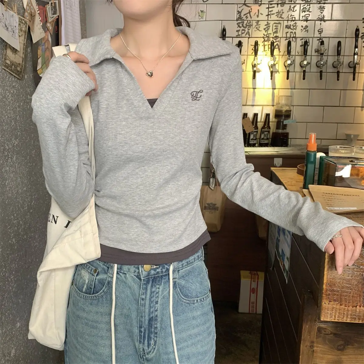 New Women's Autumn and Spring Casual Fitted Slimming Polo Collar Long Sleeve T-Shirt (Can be worn as inner or outer layer)