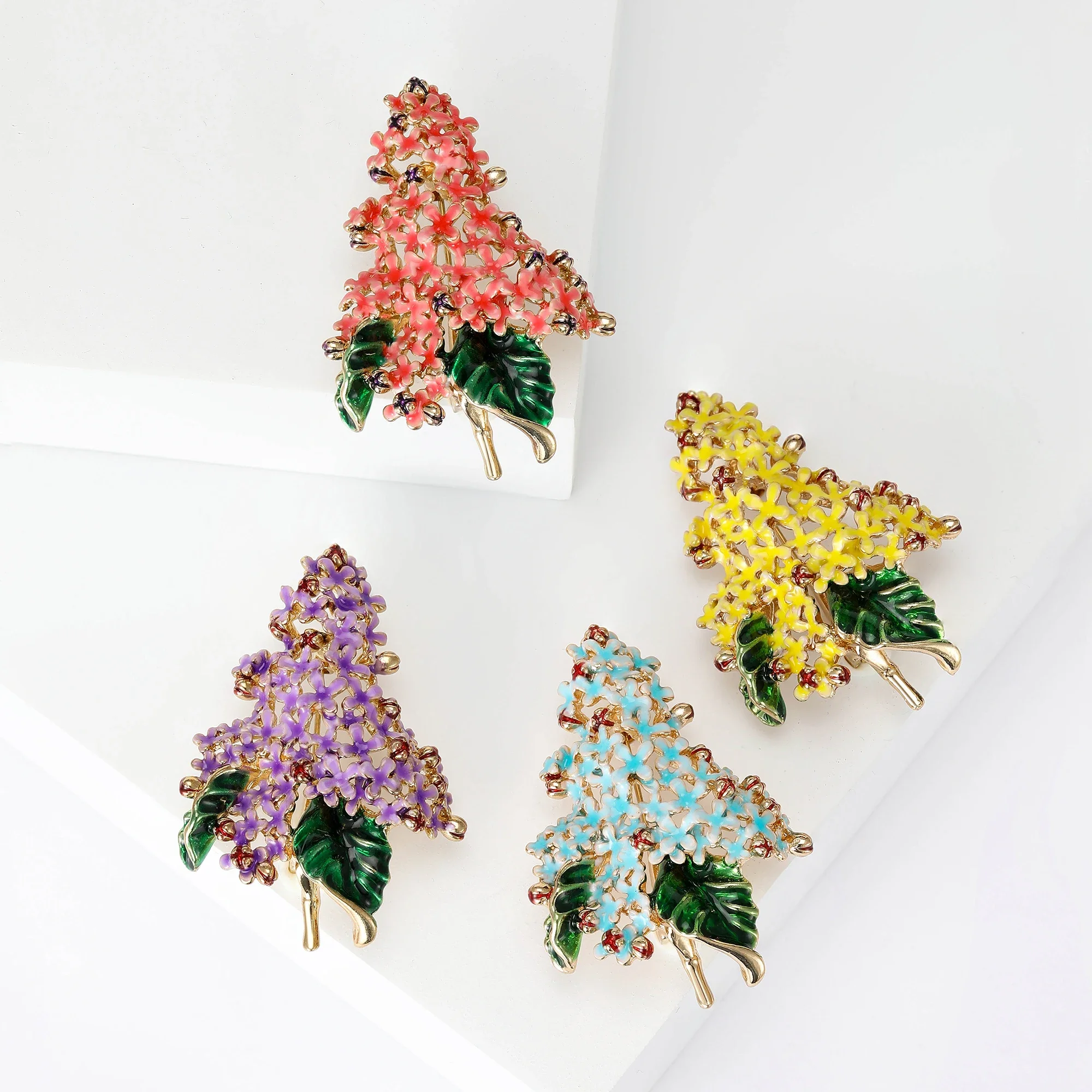 Trendy Enamel Hydrangea Brooches for Women Unisex Flowers Pins Event Party Backpack Decoration Clothes Accessories