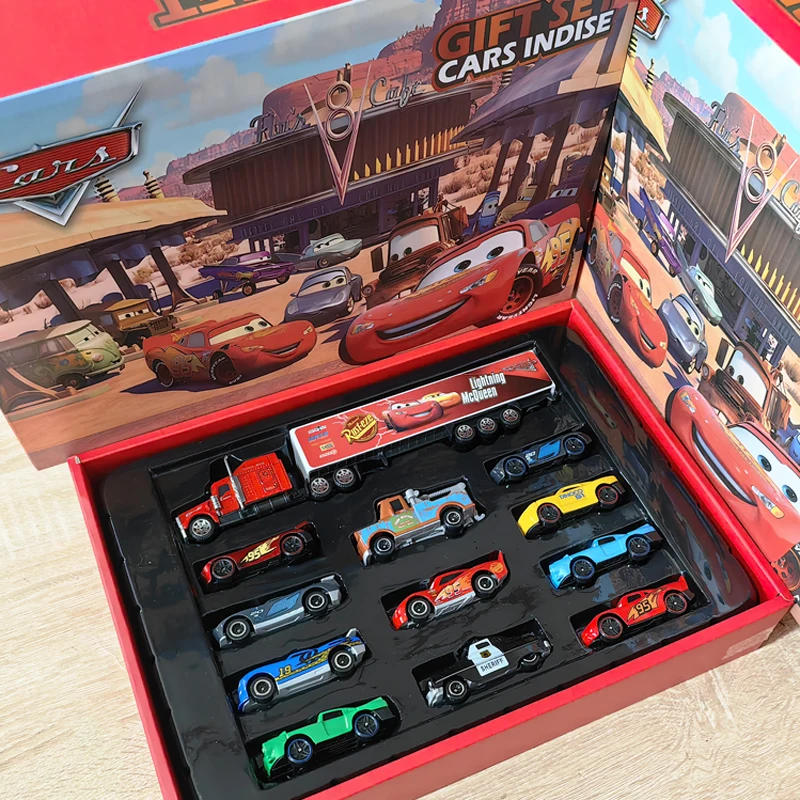 

HOT Selling Disney Pixar Cars Gift Box Metal Diecast lightning McQueen Car Model Toy Jackson Uncle Truck Boy Birthday Toys