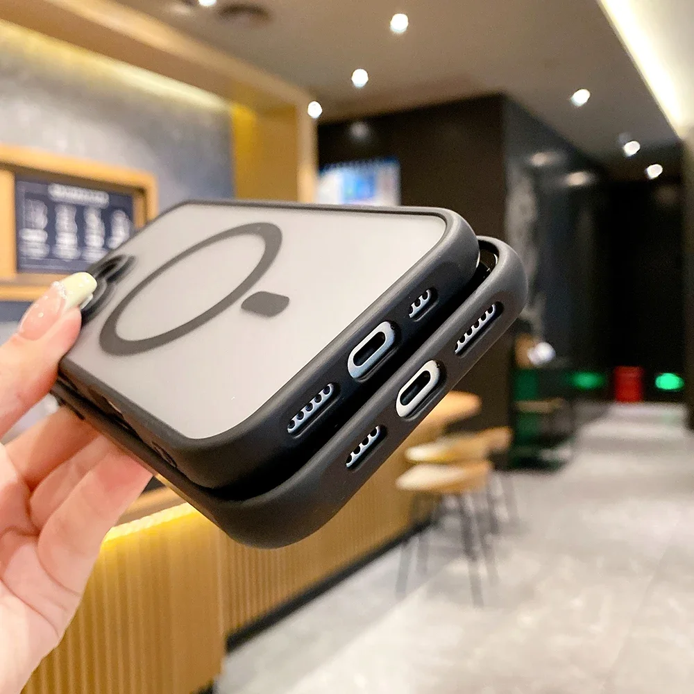 حافظات هاتف مدرعة شفافة غير لامعة لهواتف iPhone 16E 16 15 14 13 11 12 16 Pro Max Plus Magsafe غطاء صلب للشحن اللاسلكي