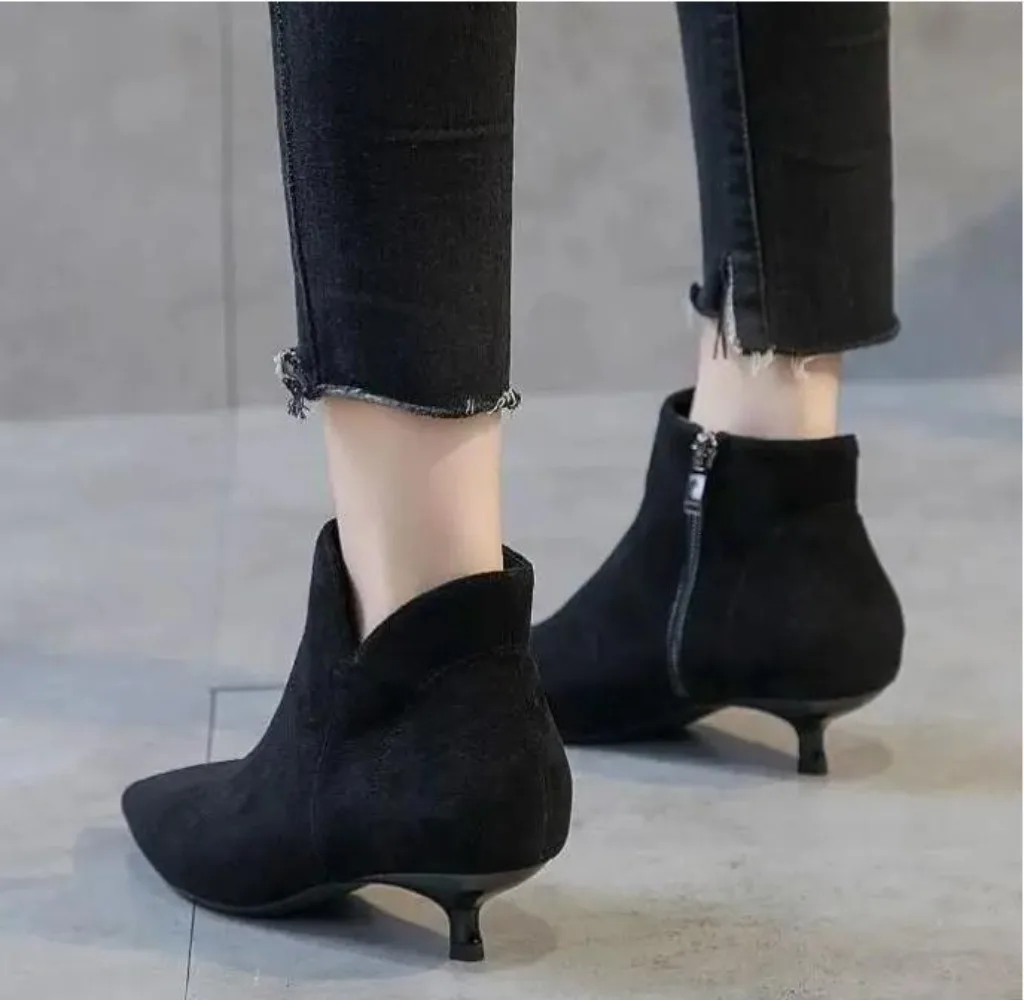 Fashion low-heeled ankle boots women 2023 new autumn and winter 3cm nude boots feminine fine-heeled pointed-toe women\'s boots