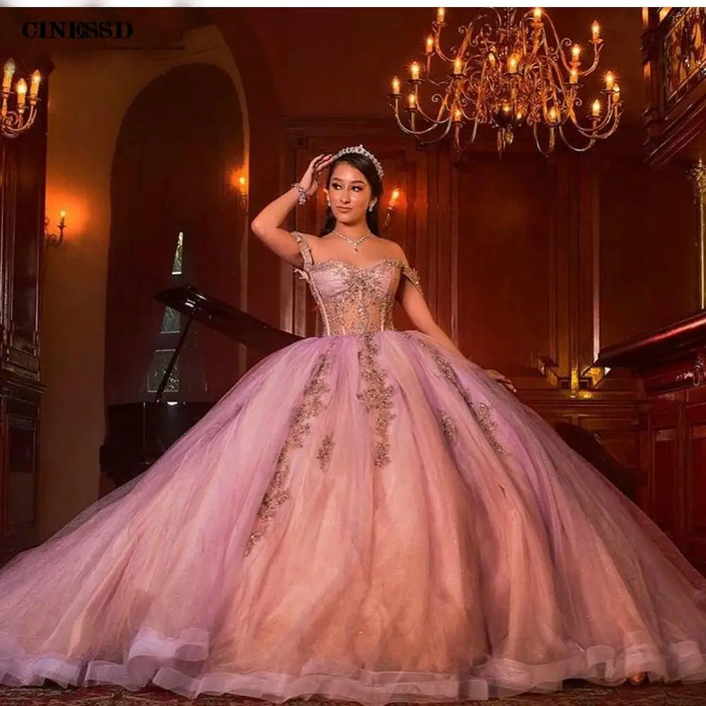 Vestidos De quinceañera con cuentas De cristal rosa, vestido De baile con hombros descubiertos, Apliques De encaje, 15 Años